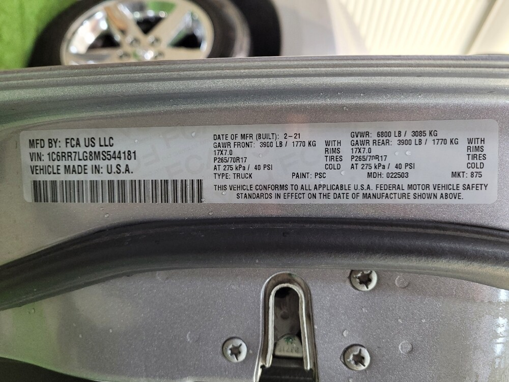 2021 RAM 1500 in Louisville, KY 40258 - 18123357 33