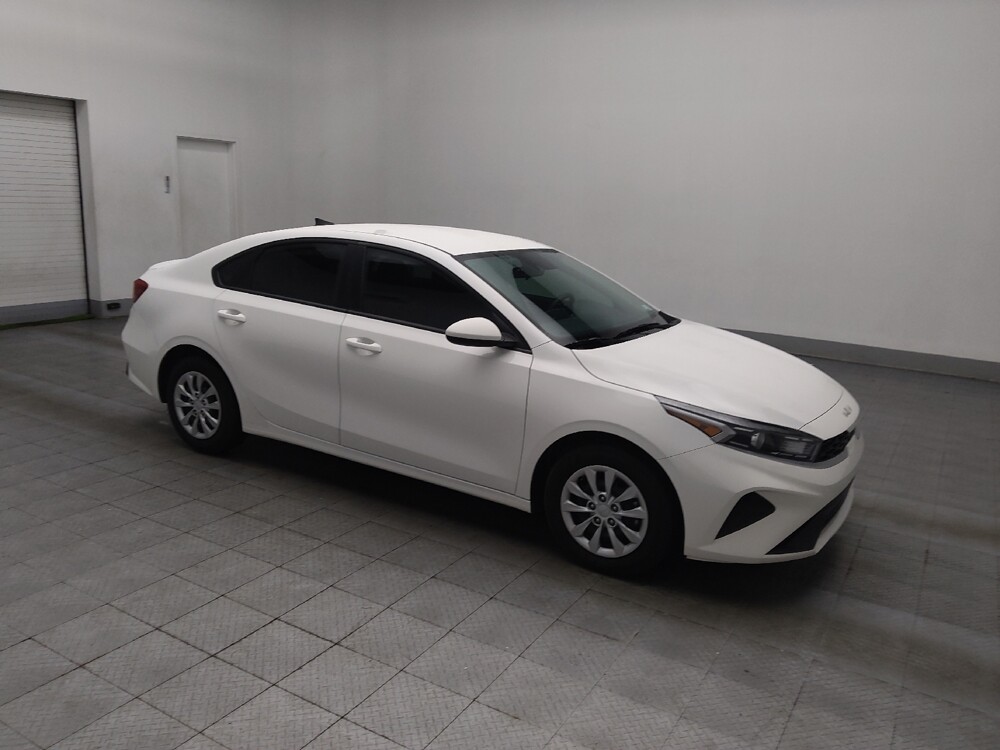 2024 Kia Forte in Macon, GA 31210 - 18123358 11