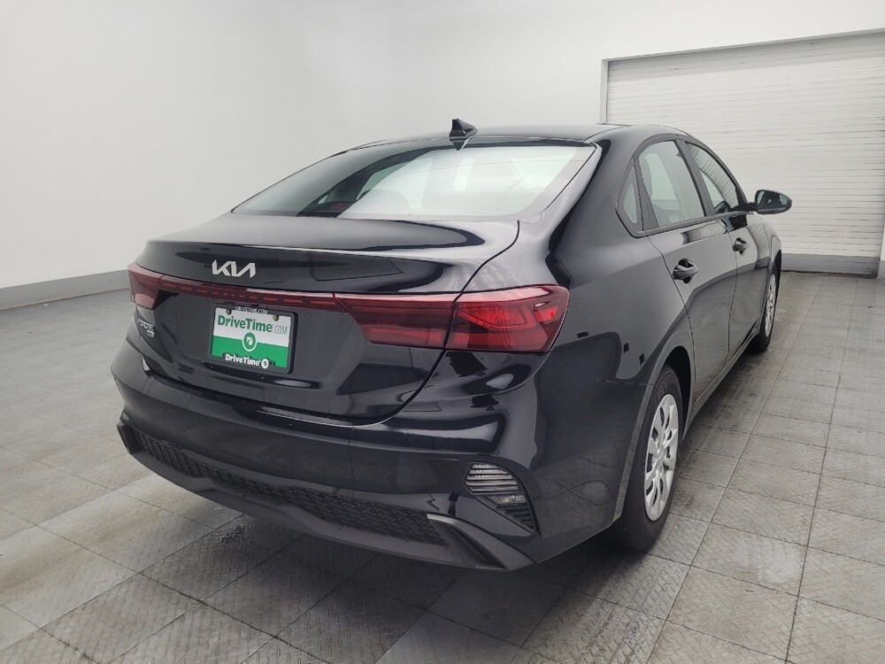 2024 Kia Forte in Macon, GA 31210 - 18123359 9