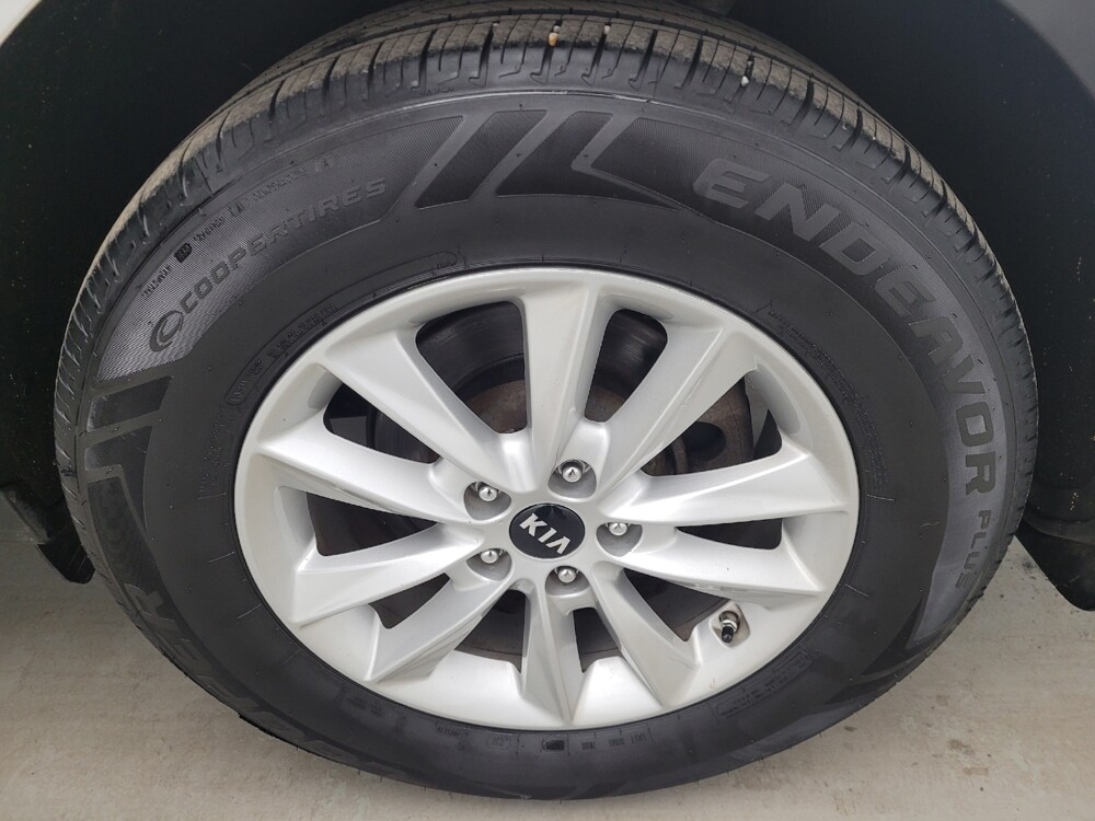 2020 Kia Sorento in Louisville, KY 40258 - 18123362 31