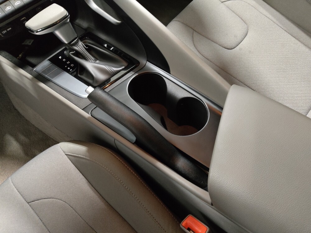 2024 Hyundai Elantra in Columbus, OH 43231 - 18123363 26