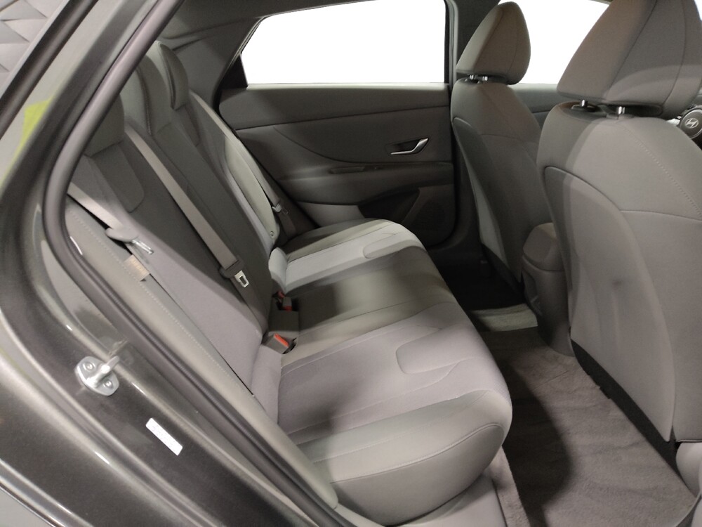 2024 Hyundai Elantra in Columbus, OH 43231 - 18123363 19