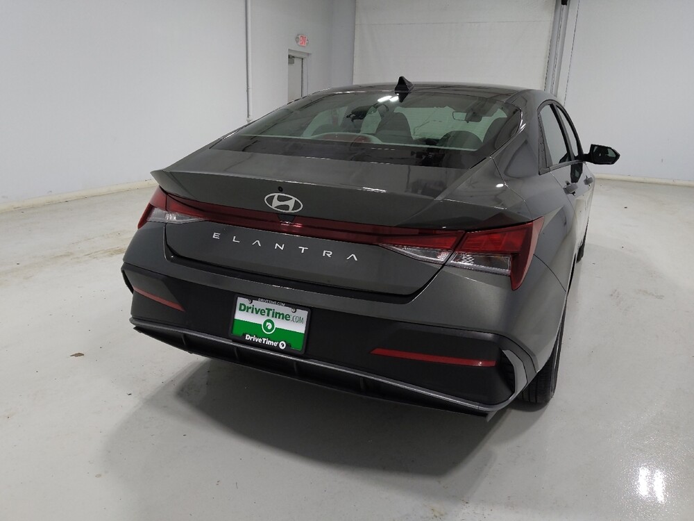 2024 Hyundai Elantra in Columbus, OH 43231 - 18123363 7