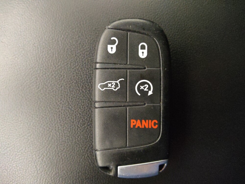 2018 Jeep Grand Cherokee in Houston, TX 77074 - 18123365 32