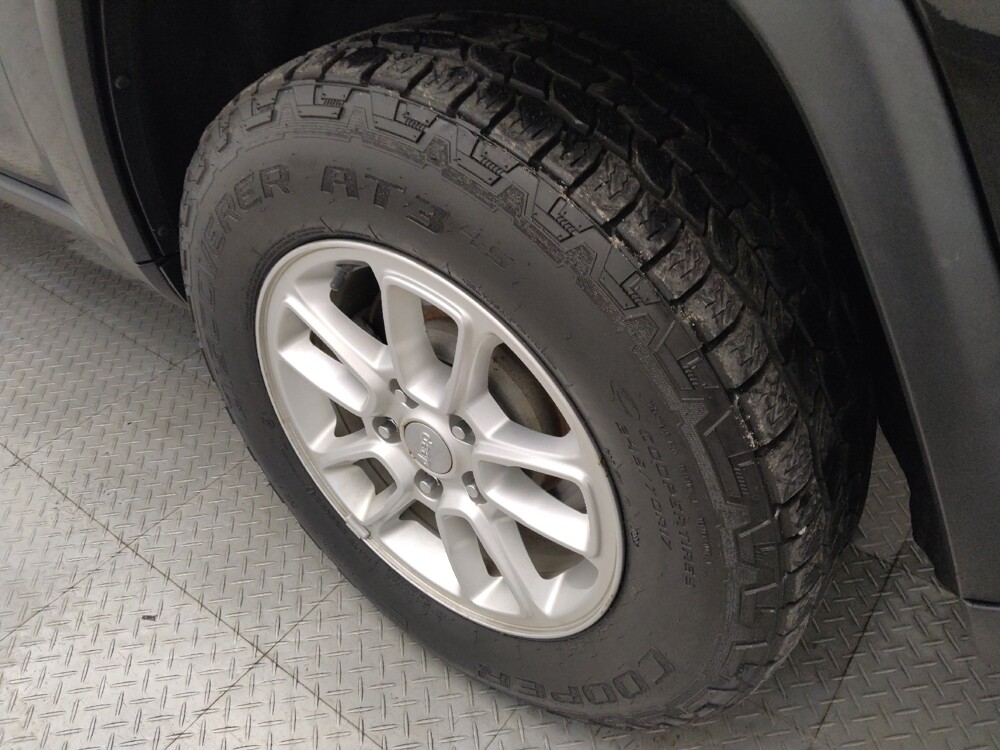 2018 Jeep Grand Cherokee in Houston, TX 77074 - 18123365 31