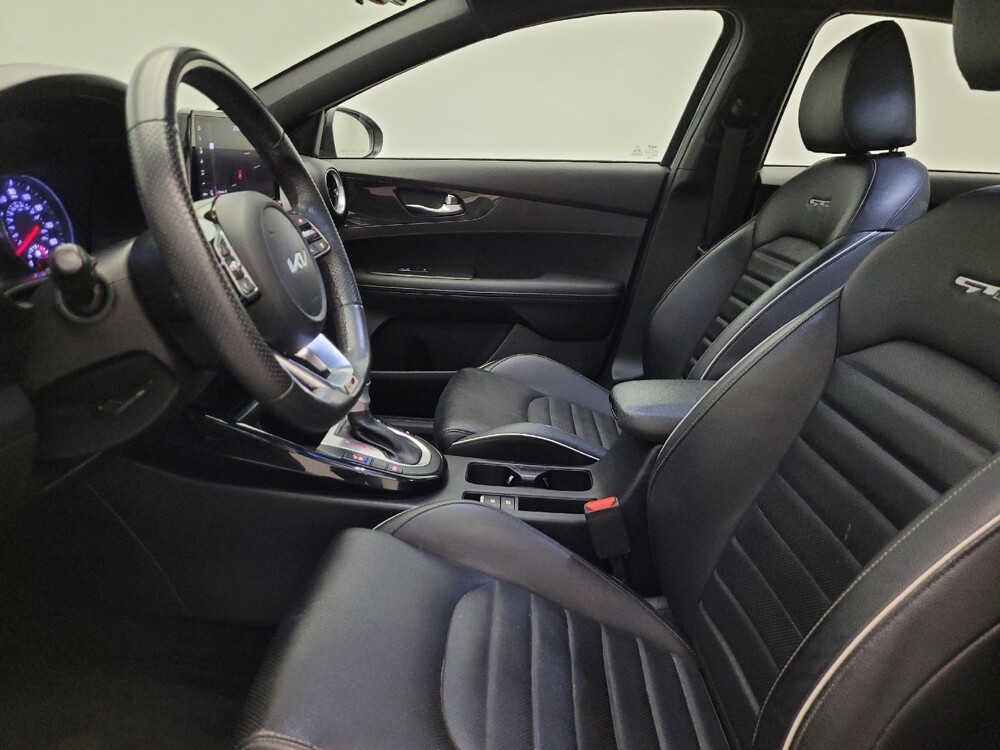 2023 Kia Forte in Glendale, AZ 85301 - 18123366 17