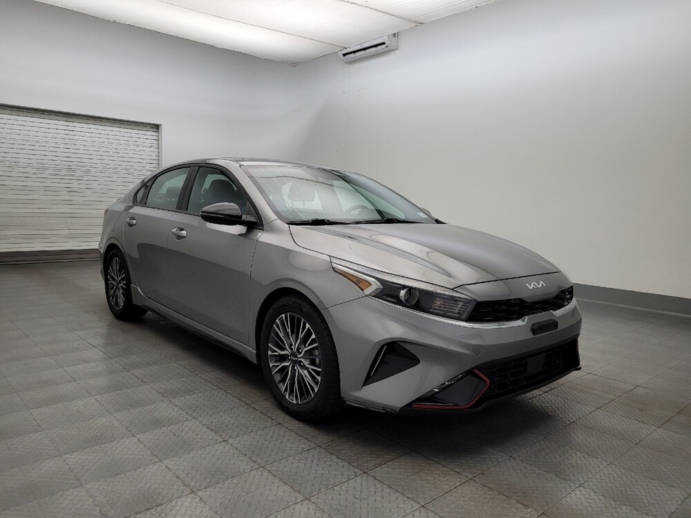 2023 Kia Forte in Glendale, AZ 85301 - 18123366 13