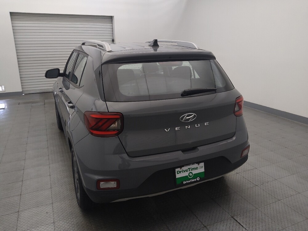 2022 Hyundai Venue in Houston, TX 77060 - 18123367 6