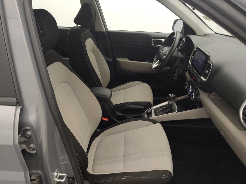 2022 Hyundai Venue in Houston, TX 77060 - 18123367 21