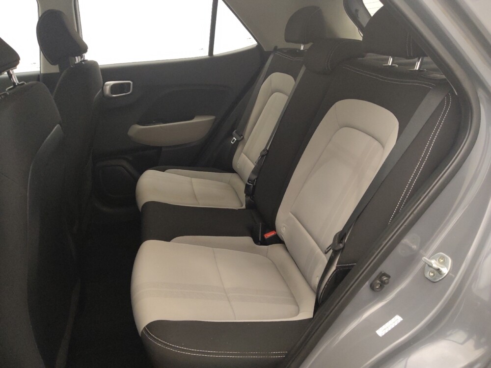 2022 Hyundai Venue in Houston, TX 77060 - 18123367 18