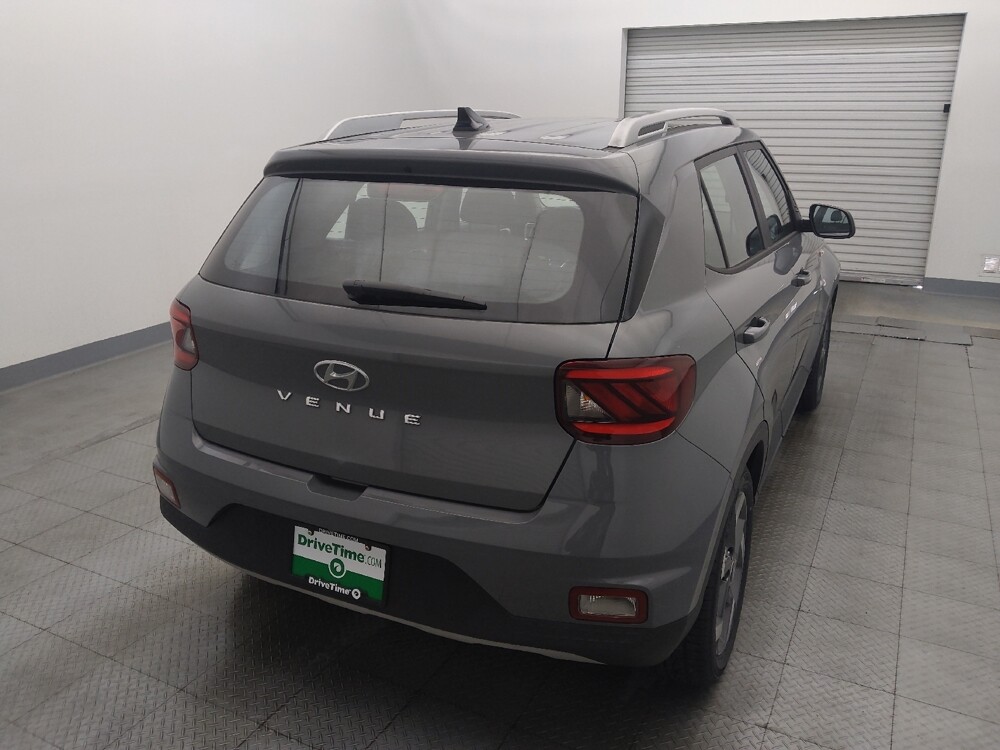 2022 Hyundai Venue in Houston, TX 77060 - 18123367 7