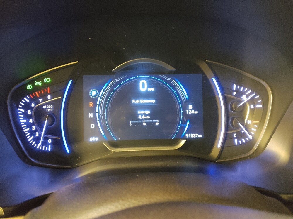 2019 Hyundai Santa Fe in Greenville, SC 29607 - 18123369 23