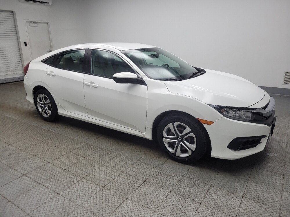 2018 Honda Civic in Indianapolis, IN 46219 - 18123371 11