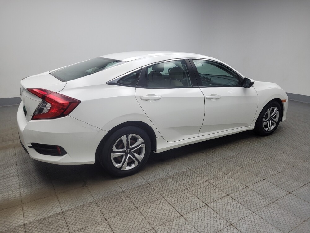 2018 Honda Civic in Indianapolis, IN 46219 - 18123371 10
