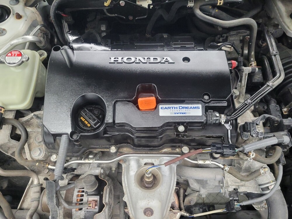 2018 Honda Civic in Indianapolis, IN 46219 - 18123371 30