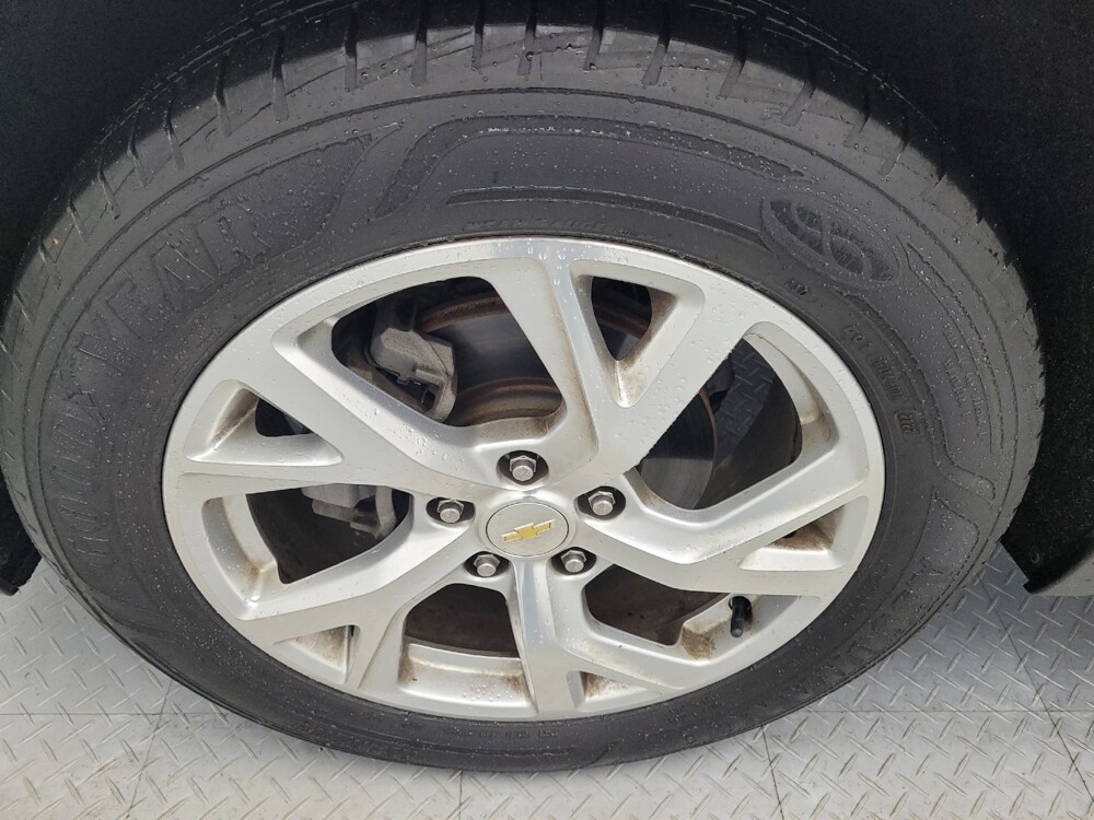 2020 Chevrolet Equinox in Greenville, SC 29607 - 18123373 31