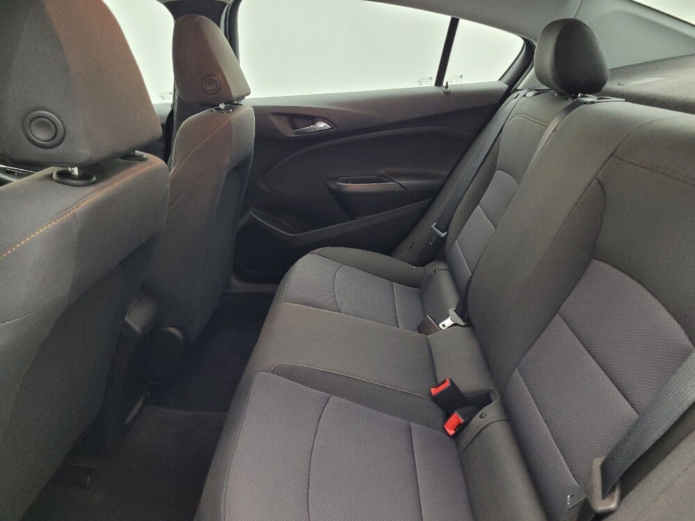 2019 Chevrolet Cruze in Greenville, SC 29607 - 18123374 18