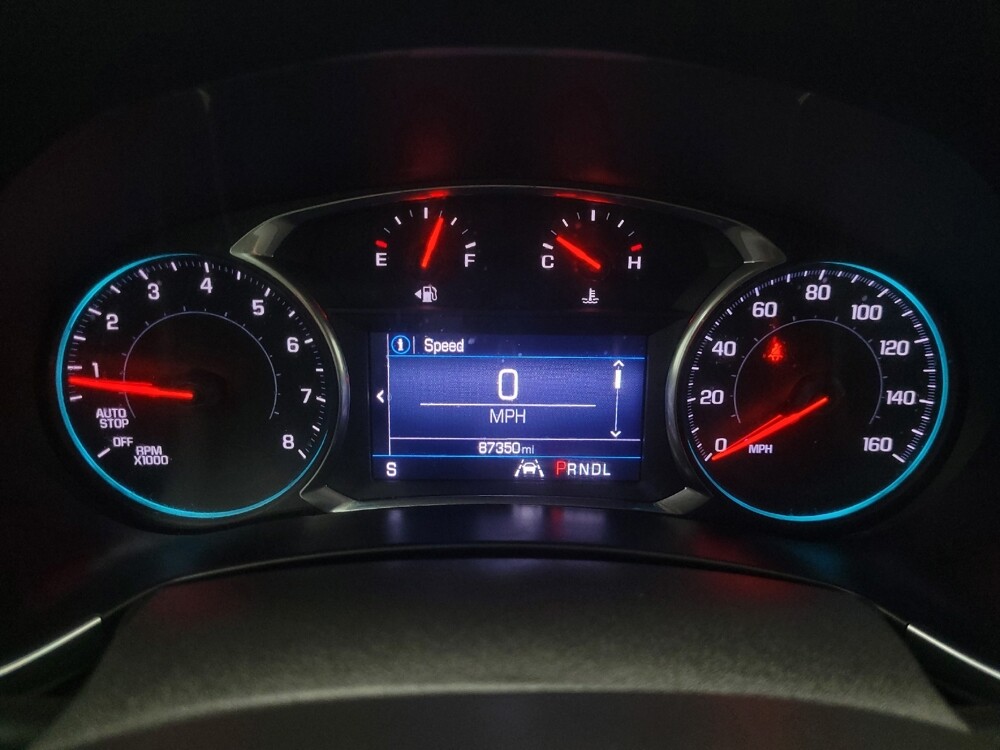 2020 Chevrolet Equinox in Indianapolis, IN 46222 - 18123376 23