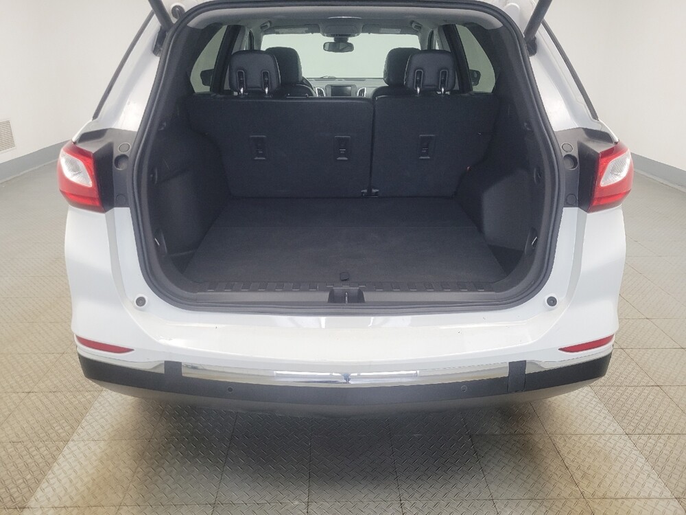 2020 Chevrolet Equinox in Indianapolis, IN 46222 - 18123376 29