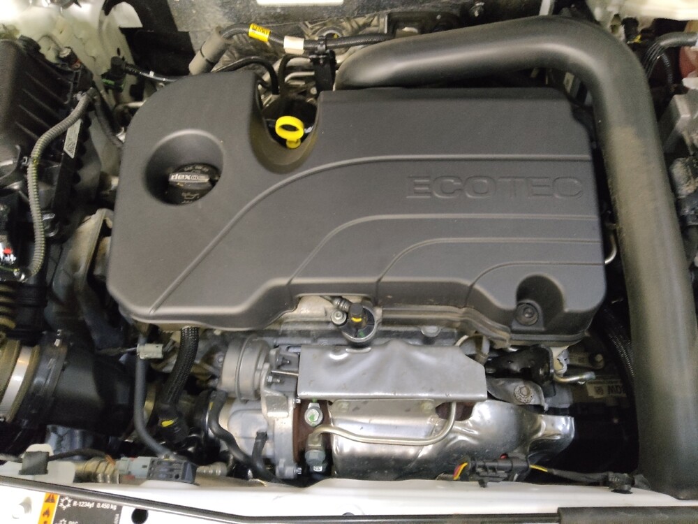 2023 Chevrolet Equinox in Greenville, SC 29607 - 18123378 30