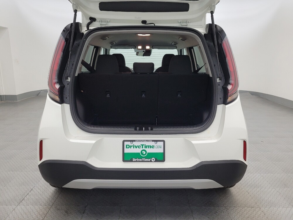 2025 Kia Soul in Phoenix, AZ 85015 - 18123380 29