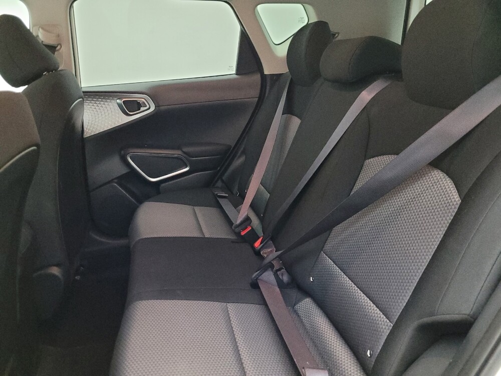 2025 Kia Soul in Phoenix, AZ 85015 - 18123380 18