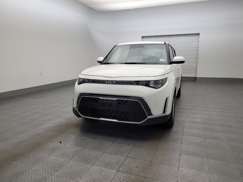 2025 Kia Soul in Phoenix, AZ 85015 - 18123380 15