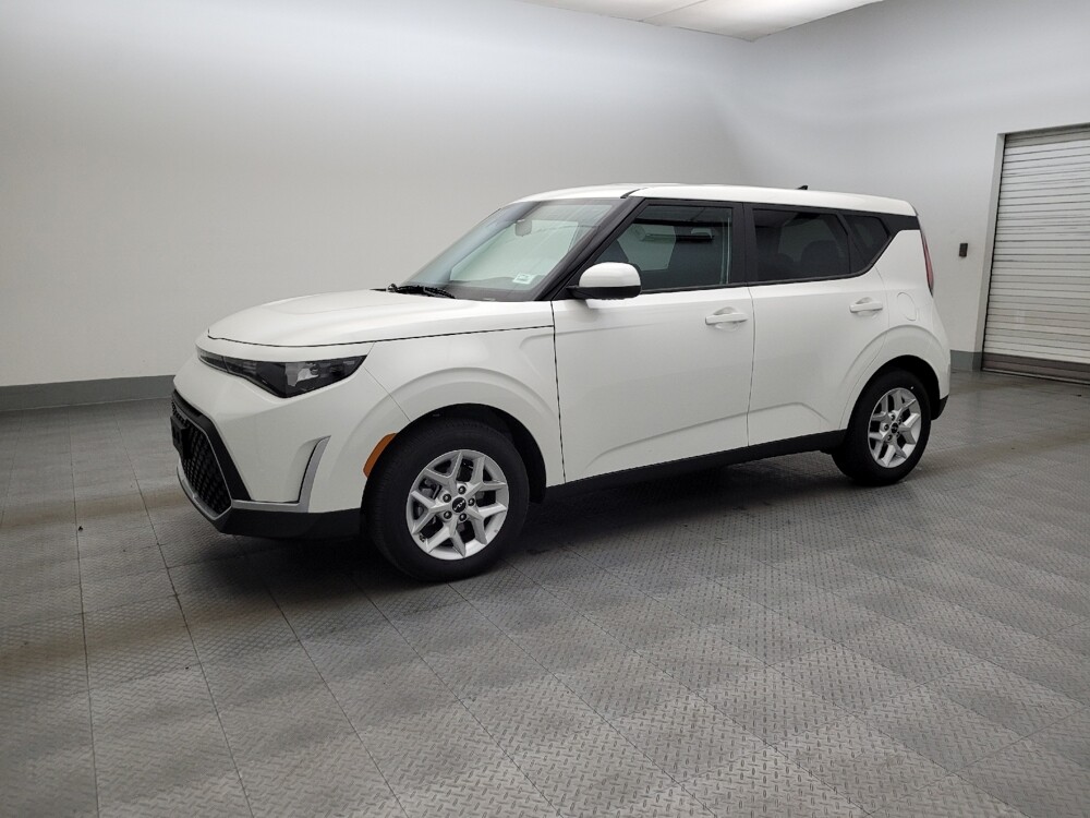 2025 Kia Soul in Phoenix, AZ 85015 - 18123380 2