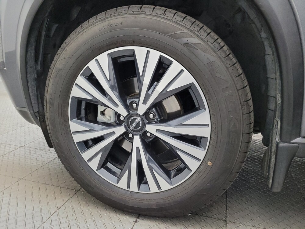 2022 Nissan Rogue in Glendale, AZ 85301 - 18123386 31