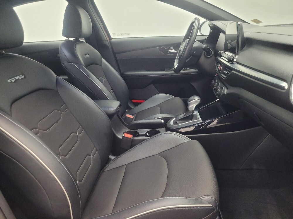 2021 Kia Forte in Indianapolis, IN 46222 - 18123388 21