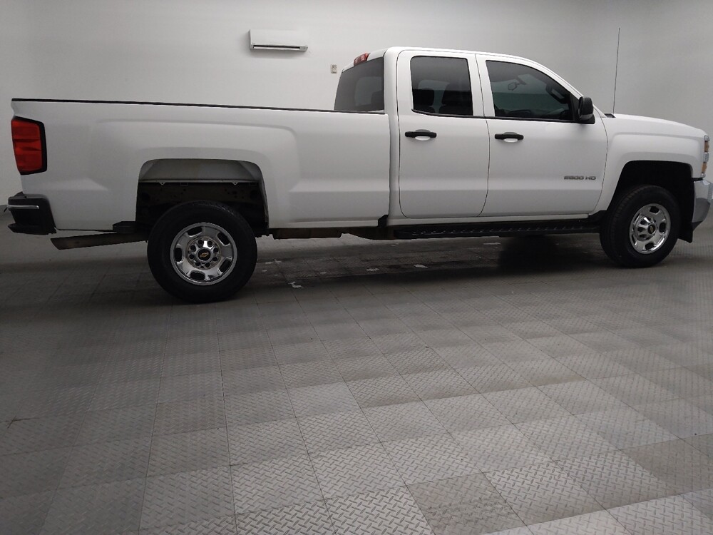 2018 Chevrolet Silverado 2500 in Plano, TX 75074 - 18123391 10