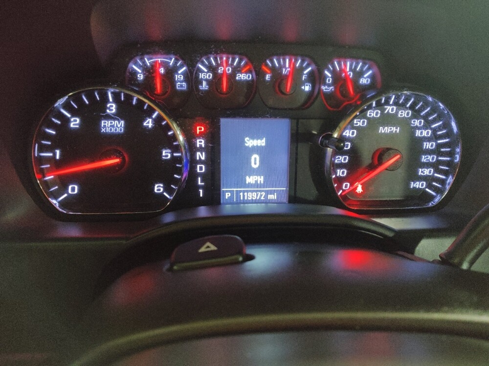 2018 Chevrolet Silverado 2500 in Plano, TX 75074 - 18123391 23