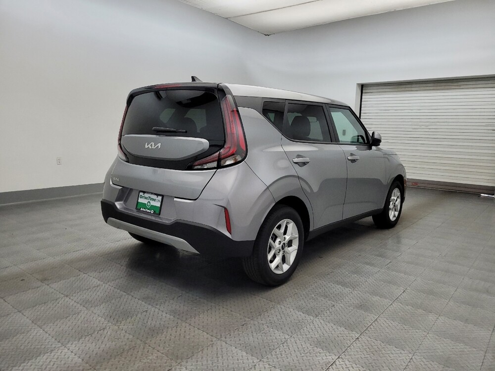 2025 Kia Soul in Mesa, AZ 85210 - 18123400 9