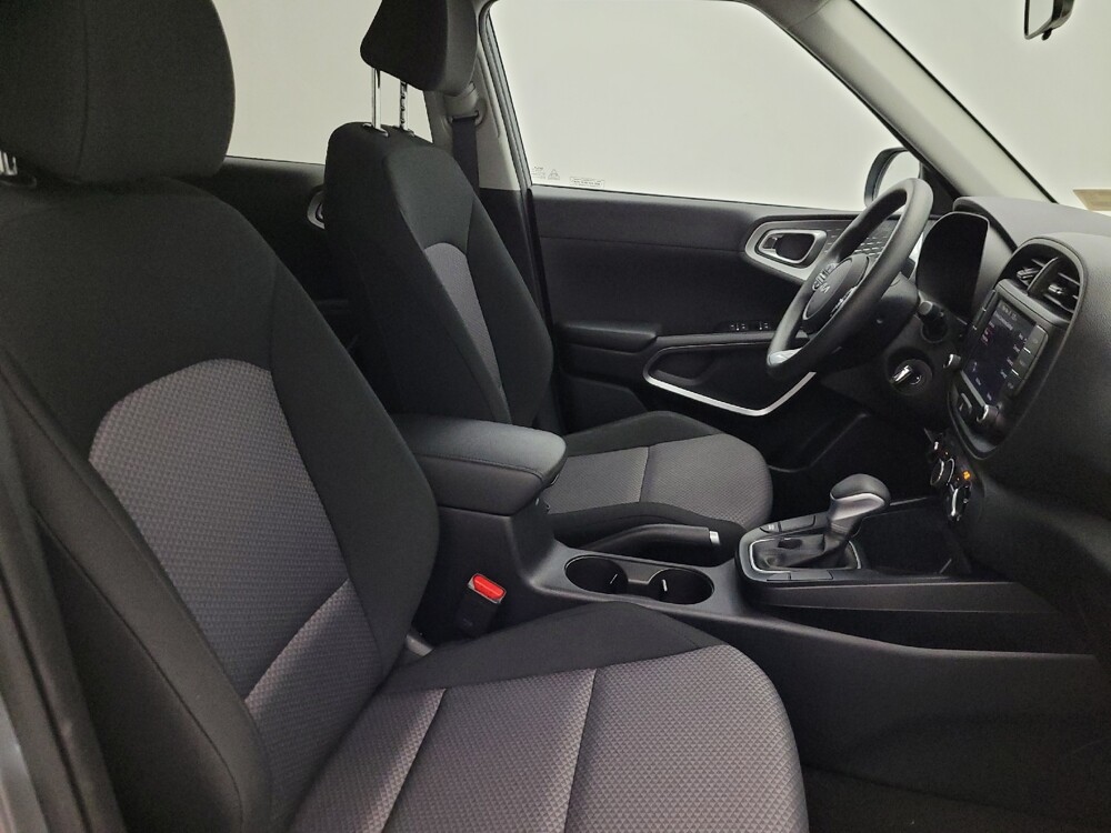 2025 Kia Soul in Mesa, AZ 85210 - 18123400 21