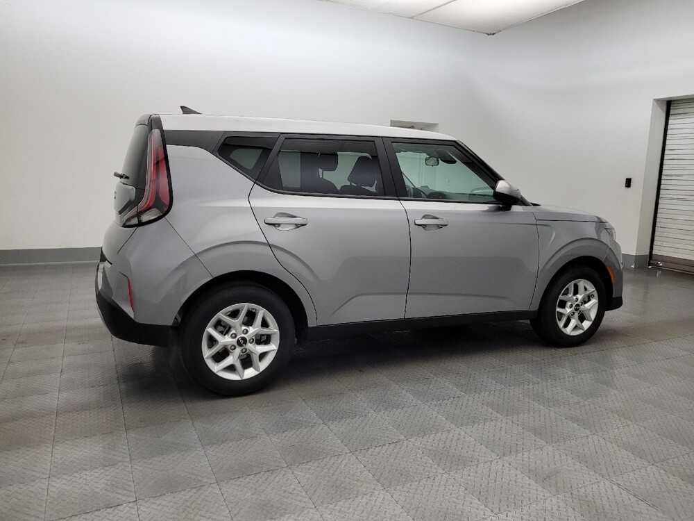 2025 Kia Soul in Mesa, AZ 85210 - 18123400 10