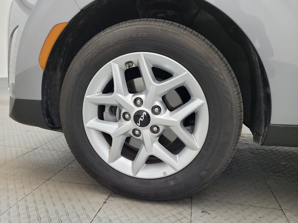 2025 Kia Soul in Mesa, AZ 85210 - 18123400 31