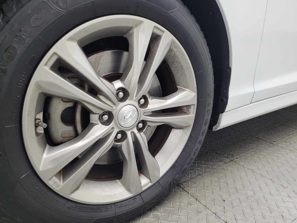 2019 Hyundai Sonata in Savannah, GA 31419 - 18123401 31