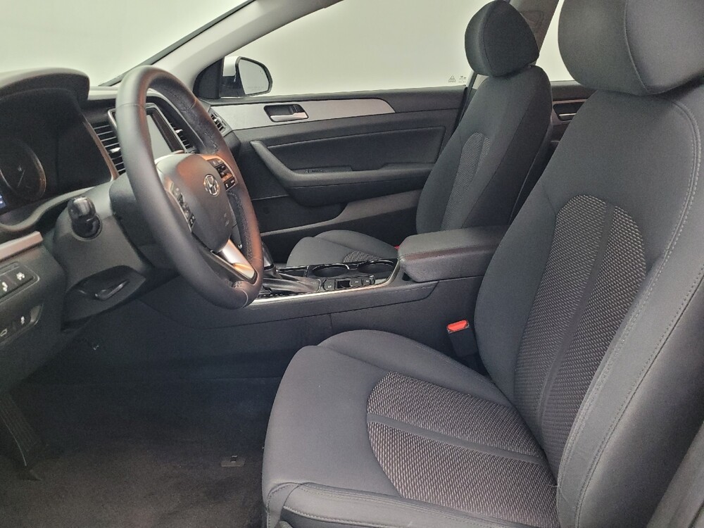 2019 Hyundai Sonata in Savannah, GA 31419 - 18123401 17