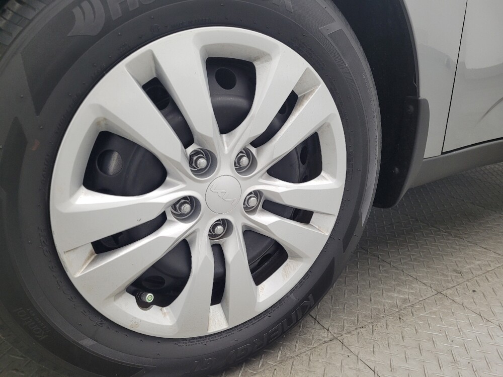 2022 Kia Soul in Jacksonville, FL 32225 - 18123403 31