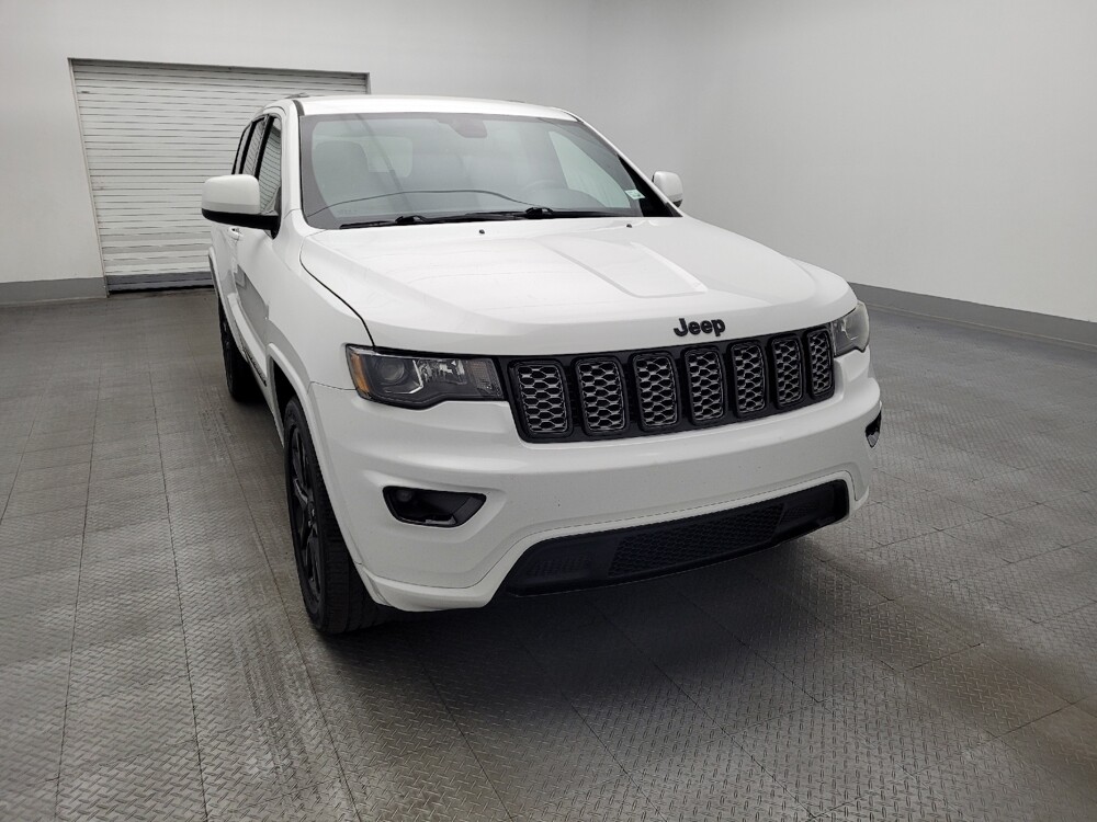 2019 Jeep Grand Cherokee in Gainesville, FL 32609 - 18123404 14