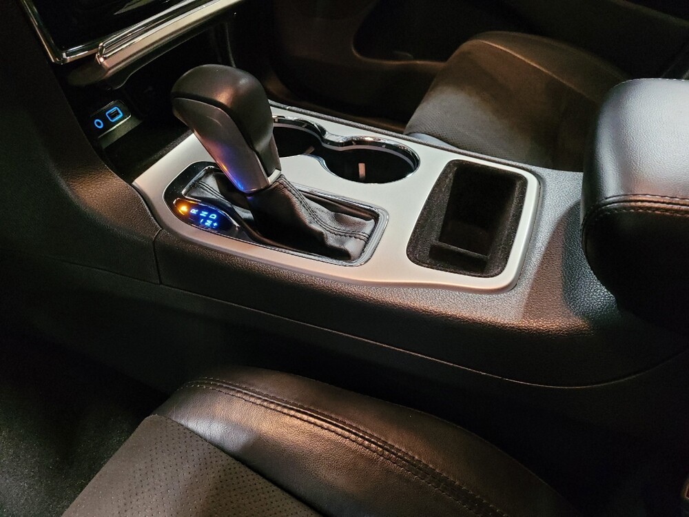 2019 Jeep Grand Cherokee in Gainesville, FL 32609 - 18123404 26