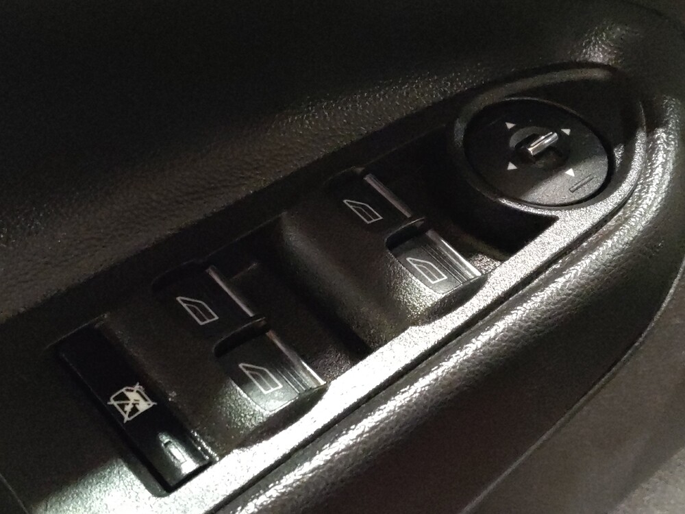 2015 Ford Escape in Savannah, GA 31419 - 18123405 27