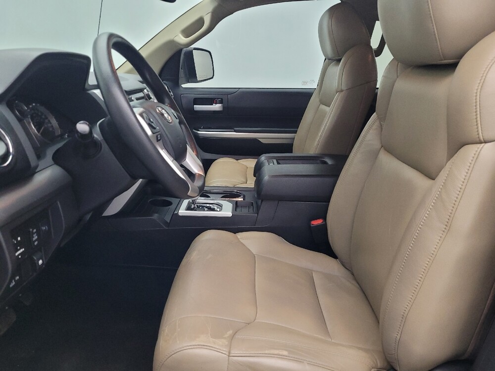 2016 Toyota Tundra in Jacksonville, FL 32210 - 18123406 17