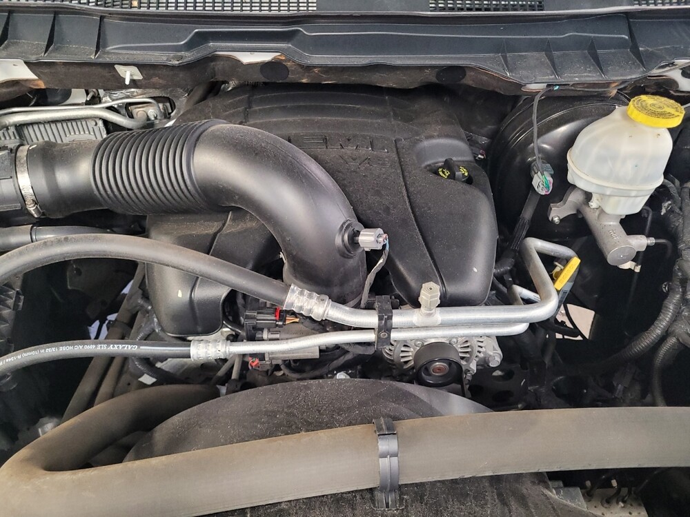 2019 RAM 1500 in Bradenton, FL 34207 - 18123411 30