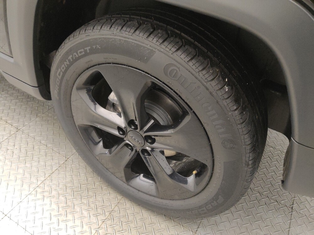 2018 Jeep Compass in Houston, TX 77060 - 18123414 31