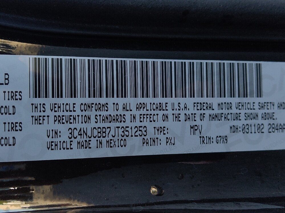 2018 Jeep Compass in Houston, TX 77060 - 18123414 33