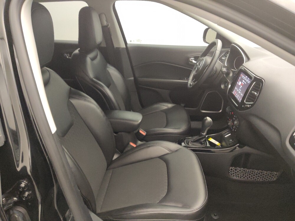 2018 Jeep Compass in Houston, TX 77060 - 18123414 21