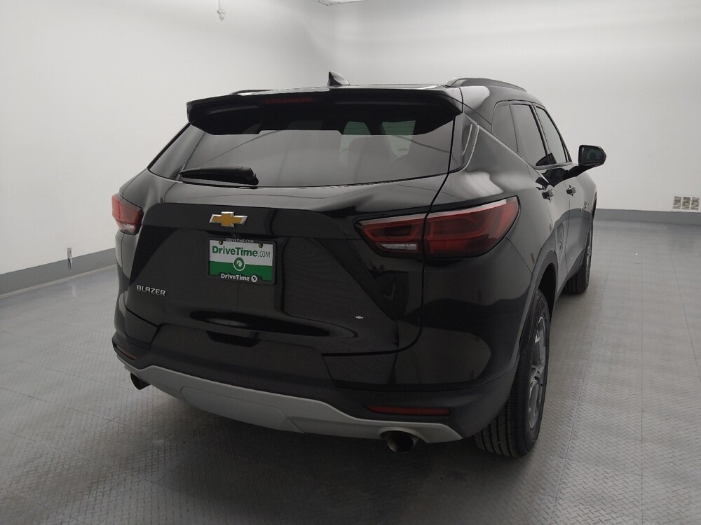 2024 Chevrolet Blazer in Springfield, MO 65807 - 18123415 7