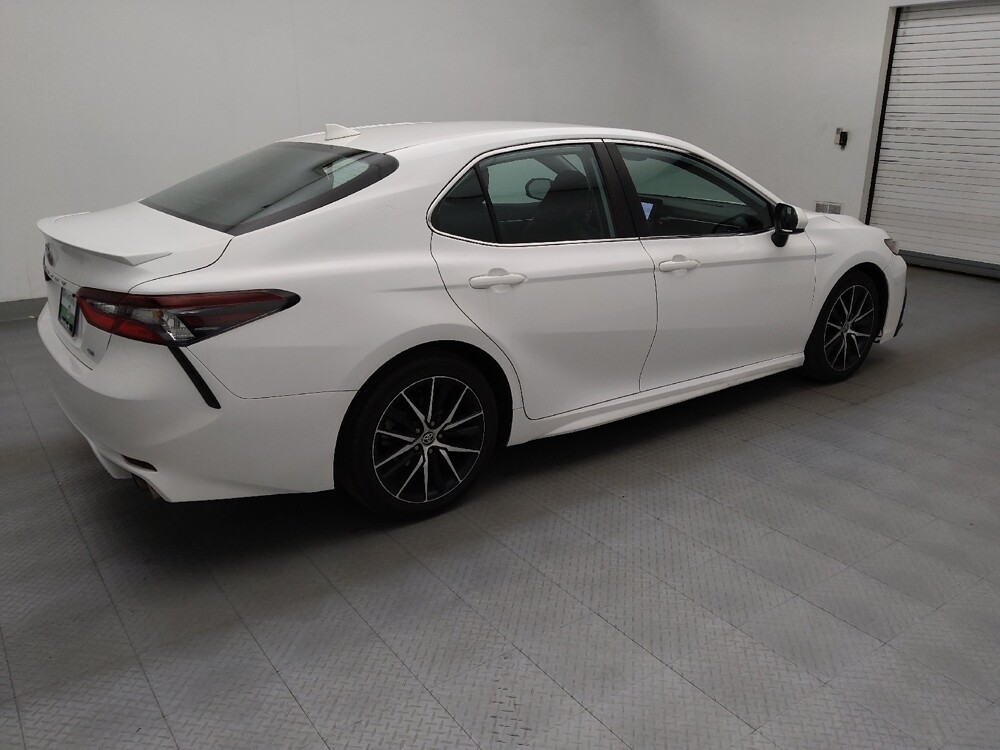 2021 Toyota Camry in Greensboro, NC 27407 - 18123419 10