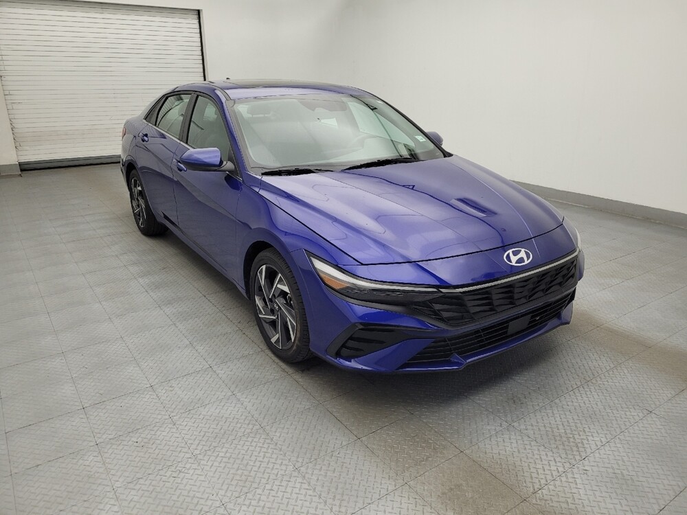 2025 Hyundai Elantra in Winston-Salem, NC 27103 - 18123421 13